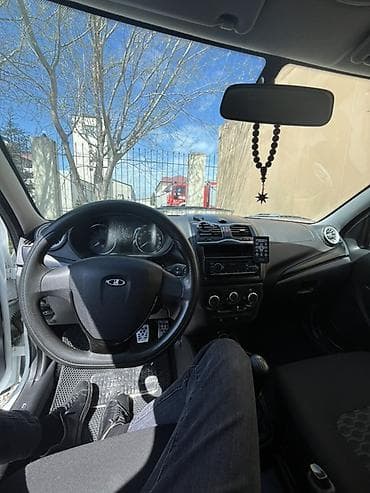 VAZ (LADA): Salam maşın bez krasqadı 22 ay bangı qalıb 588 manat — 4