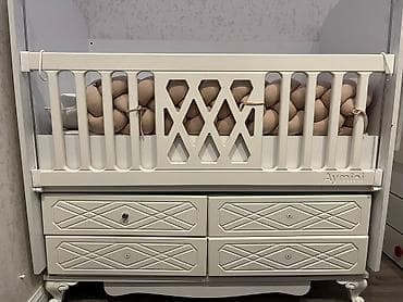 taxt kiravatlar: Oğlan və qız üçün, Dördbucaq, Beşik, Dəst ilə, Matrassız, Yellənmə mexanizmsiz — 1