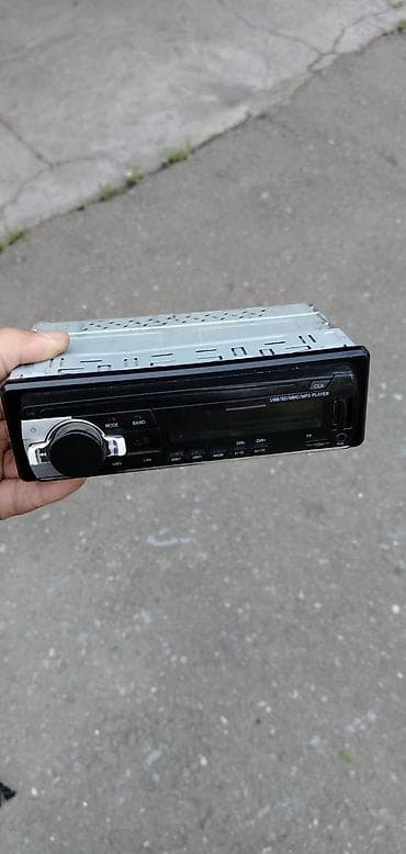 Avtomobil maqnitofonu – 1DIN ölçü Xüsusiyyətlər: - USB/SD/MMC