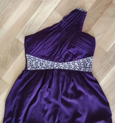 vecerni koynekler: 25manat
Türkiyə. bənövşə rəng.
S-M — 1