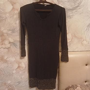 qiz cantalari: Qadın paltarı dəsti 1) Qara əsaslı çiçək naxışlı uzun don - Uzun — 2