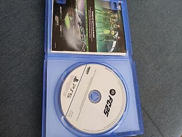 Məhsul: EA SPORTS FC 25 – PS5 (Blu‑ray disk, rəsmi qutu ilə) — 2