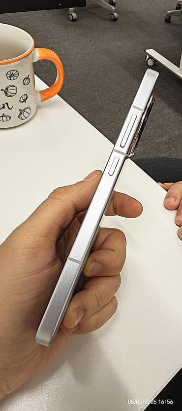 poco x3 gt ikinci el: Poco F7 Pro, 512 GB, rəng - Gümüşü, Barmaq izi, Face ID — 7