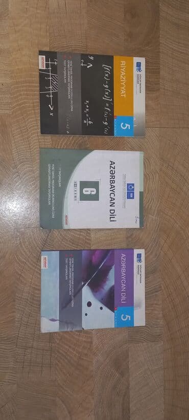 Burada "Riyaziyyat 5", "Azərbaycan dili 5" və "Azərbaycan dili 6" dərs