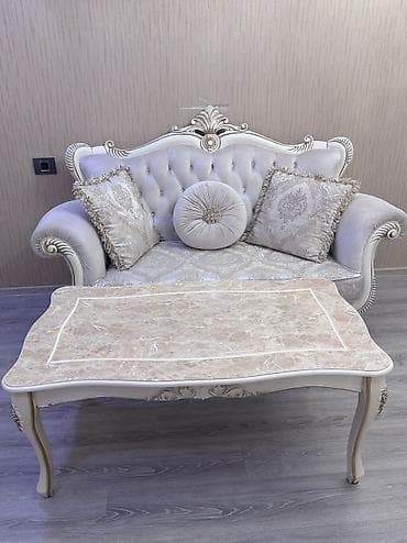 Divan və masa dəstləri: İşlənmiş, Klassik divan, Qonaq otağı üçün, Açılmayan, Türkiyə — 1