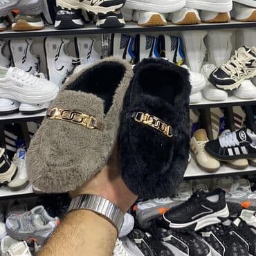 flis kişi tolstovkaları: Məhsul: Kişi və qadın ayaqqabıları – gündəlik və stil kombinasiyası — 5