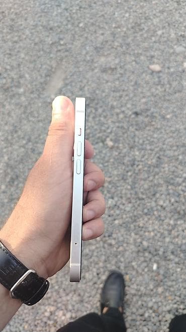 Техника и электроника: IPhone 13, Белый, Face ID — 7