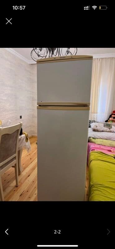 Мясорубки: İki qapılı soyuducu - Üst bölmə: dondurucu - Alt bölmə: əsas soyuducu — 1