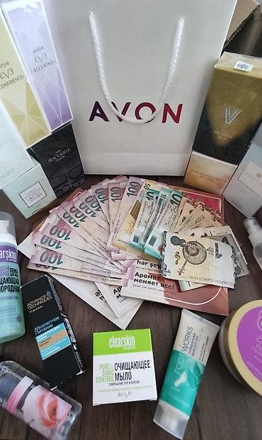 Личные вещи: Набор косметики, Avon, >10 продуктов — 1