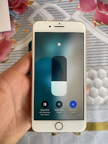 iphone 11 barter: IPhone 8 Plus, Qızılı, Barmaq izi — 8