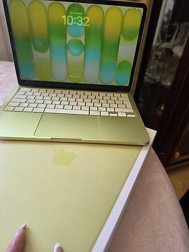 Apple MacBook: Apple MacBook Air 13" — Sarı (Yellow)256 - Ekran: 13.6" Liquid — 3