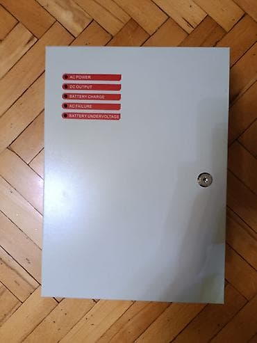 3 birinde printer: Metal kabinet – UPS/qida bloku üçün divardan asılan korpus - — 1