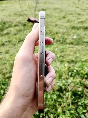 iphone 16 e: IPhone 15 Pro, 128 GB, Natural Titanium — 3