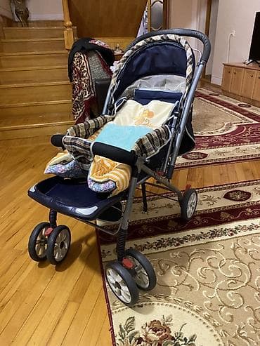 Klassik gəzinti arabası