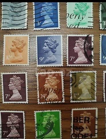 Markalar: Məhsul: Böyük Britaniya “Machin” seriyası poçt markaları dəsti — 4