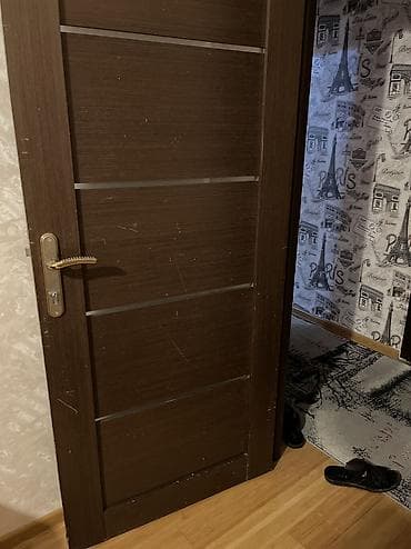 Ev üçün mebel: İkinci əl yaxşı vəziyyətdə qapılar — 2