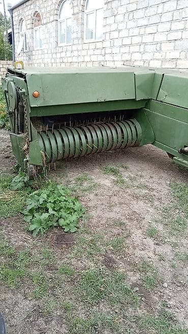 mercedes 170 b: Məhsul: Ot presi + qoşqu və traktor avadanlıqları razılaşma yolu ilə — 1