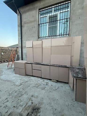 3 mətəbəli mətbəx mebeli (uqlavoy). Hərşey işləkdir. Az işlənib — 2