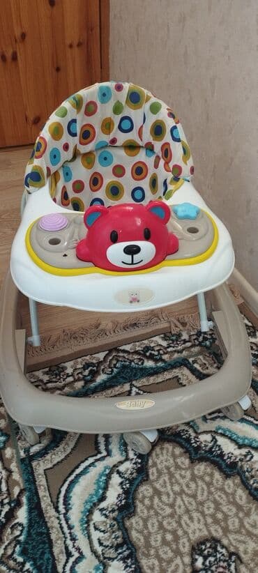 uşaq ucun manej: Gəzdirici körpələr üçün nəzərdə tutulmuşdur. O, həm uşağın təhlükəsiz — 2