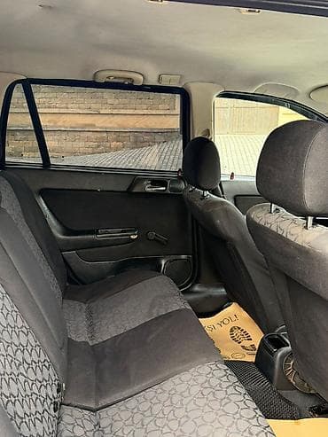 bmw x7 2009: Opel Astra: 1.6 l | 2000 il 455456 km Universal — 7