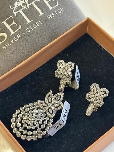 kolça: Dəstə daxildir: Üzük, Sırğa, Gümüş, 925 Əyar — 1