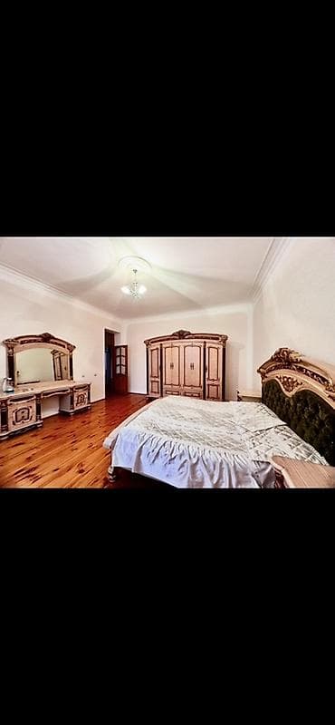 Двуспальная кровать — 2