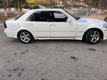 модельный ряд и цены на мерседес в баку: Mercedes-Benz 230: 2.3 l | 1997 il Sedan — 6