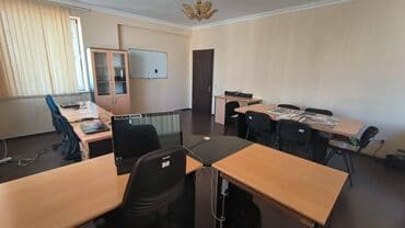 sumqayit 8 ci mikrorayon: Xətai metrosunun yaxınlığında yerləşən ümumi sahəsi 55 kv,m olan,1 — 1