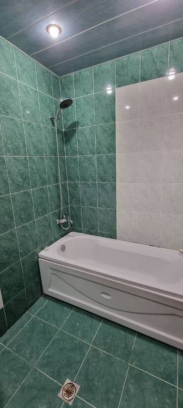 sarayda yeni tikili binalar: 2 otaqlı, Yeni tikili, 100 kv. m — 17