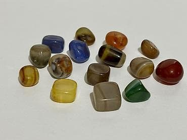 Məhsul: Cilalanmış müxtəlif təbii rəngli daşlar (tumbled stones) — 9