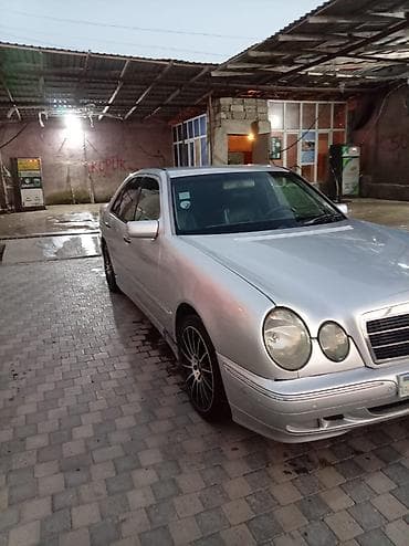mercedes 208 d: Mercedes-Benz 300: 3 l | 1998 il — 2