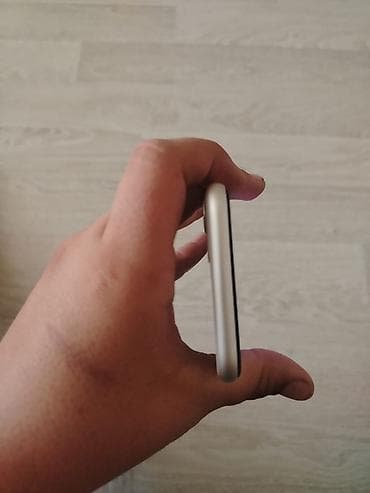 11 ipone: IPhone 11, Ağ, Face ID — 6
