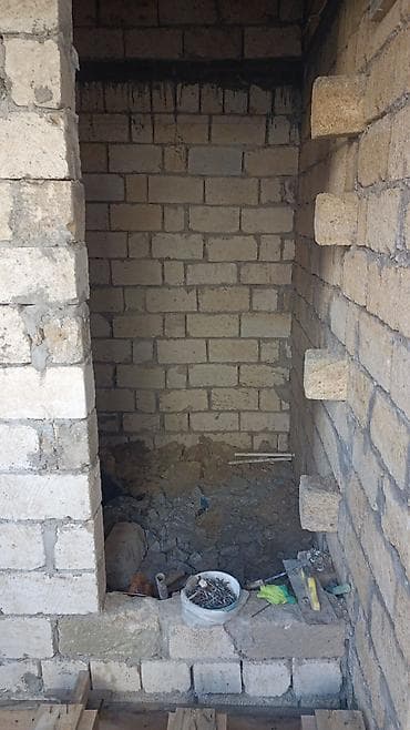 mingəçevir ev satışı: 2 sota yaxın yerdə 76 kv olan evdir .evin 80 faizi hazırdı.suyu işığı — 8