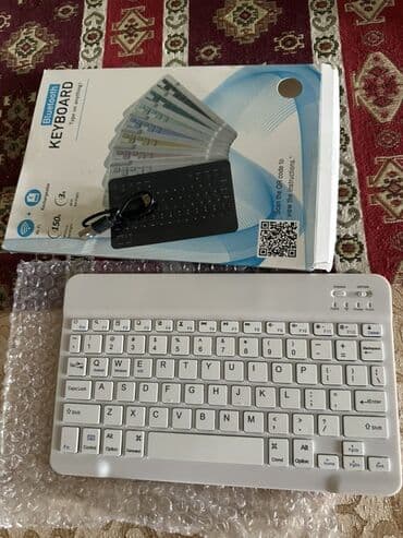 bluetooth klaviatura: Bluetooth klaviatura Yenidir istifadə edimiyib - Universal uyğunluq — 1