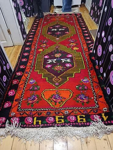 baseyn temizleme: Qədim xalça, 1989 il, Azərbaycan — 2