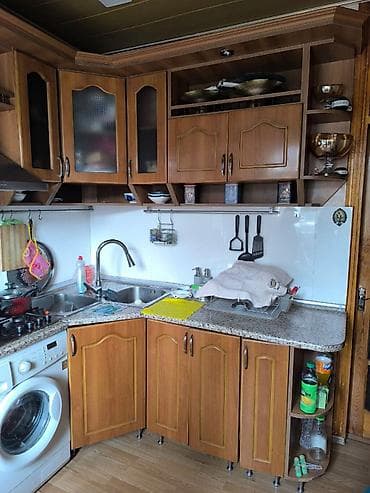 qaz satisi: Qaz plitəsi, aspirator və moyka üzərində verilir. Hər biri işləkdir — 2