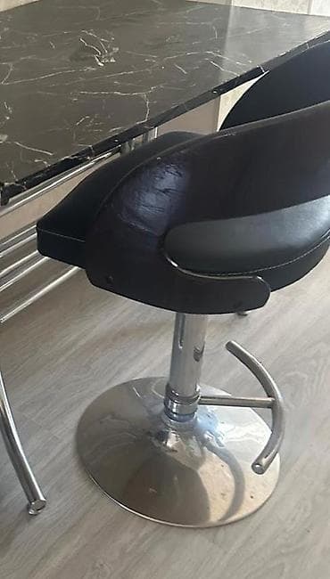 ofis kreslo satisi: İşlənmiş, Saş kəsimi kreslosu — 1