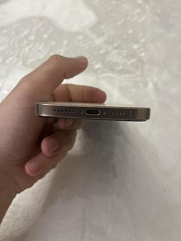 iphone 15 plus ikinci el: IPhone 16 Pro Max, 256 GB, Natural Titanium, Face ID — 6