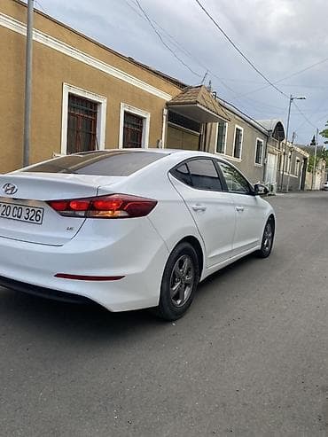 mini cooper satilir: Hyundai Avante: 1.6 l | 2018 il Sedan — 1
