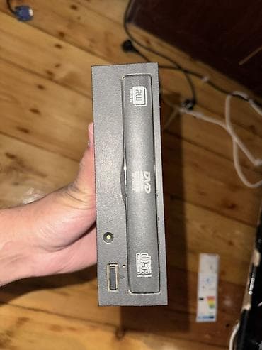 ucuz notebook kampanya: LITE-ON iHAS124-04B DVD±RW optik sürücü - Daxili (5.25") DVD/CD — 1