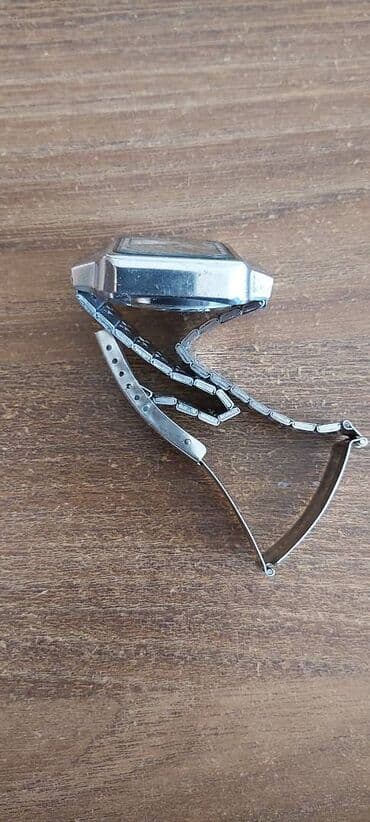 omega qol saatı: İşlənmiş, Qol saatı, Orient — 4