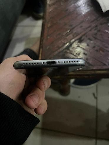 iphone 5 32 gb: IPhone 8, 64 GB, Qara, Barmaq izi — 7