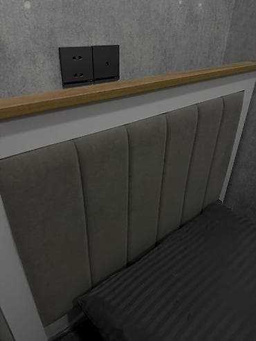 Кровати: Односпальная кровать, Без матраса — 3