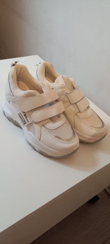 женские кеды сникерсы: Размер: 37, цвет - Белый, Б/у — 1