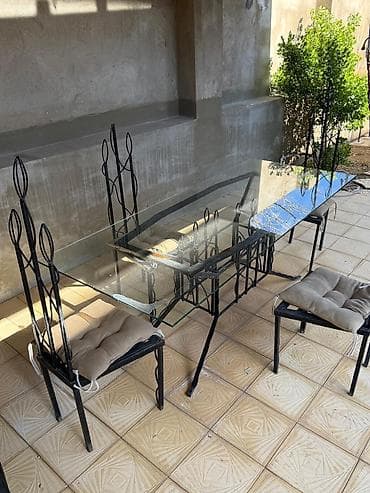 yeni il celengleri: Balkon üçün, Açılmayan, Dördbucaq masa, 4 stul — 3