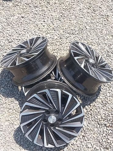 byd diskleri: İşlənmiş Disk Hyundai R 17, 5 Boltlu — 6