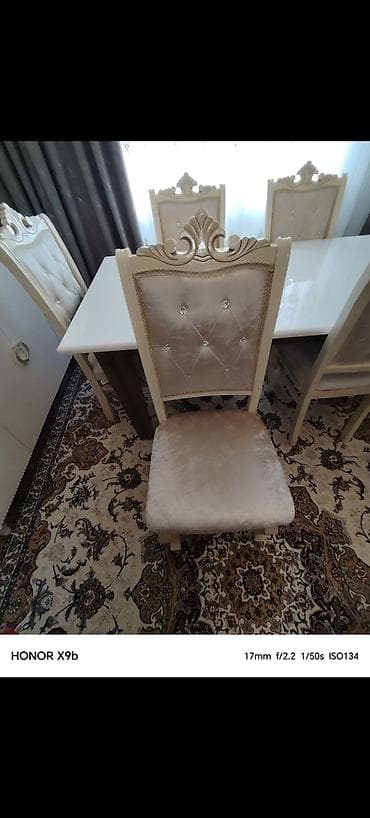 balaca stul: Qonaq otağı üçün, Açılmayan, Dördbucaq masa, 6 stul — 2