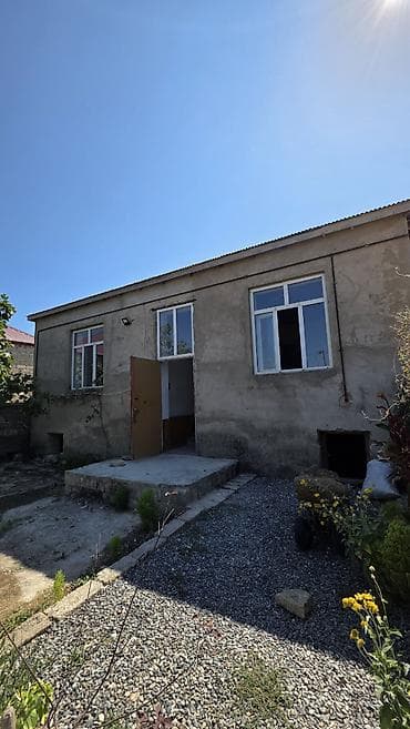 Daşınmaz əmlak: Binə 2 otaqlı, 80 kv. m, Yeni təmirli — 1
