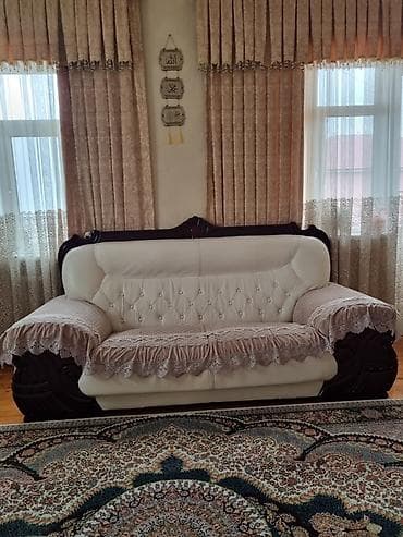 İşlənmiş, Klassik divan, 2 kreslo, Divan