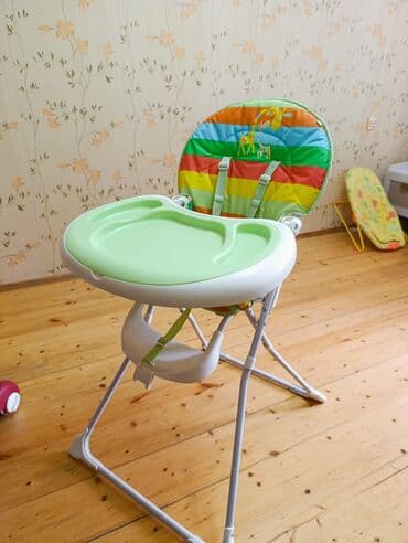 uşaq ucun yemek stolu: Uşaq yemək stulu - Rəngli zolaqlı oturacaq, arxasında zürafə naxışı - — 5